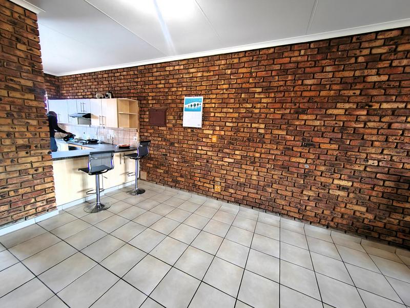 2 Bedroom Property for Sale in Pretoria North Gauteng