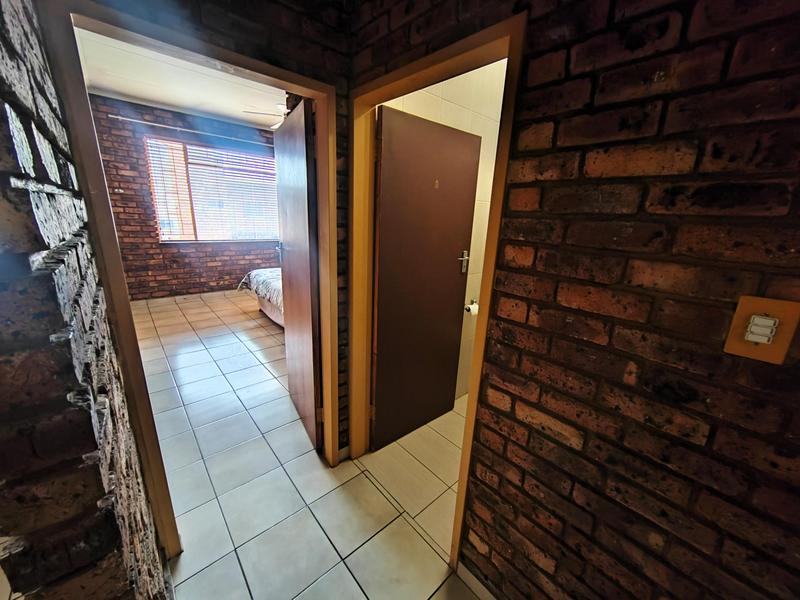 2 Bedroom Property for Sale in Pretoria North Gauteng