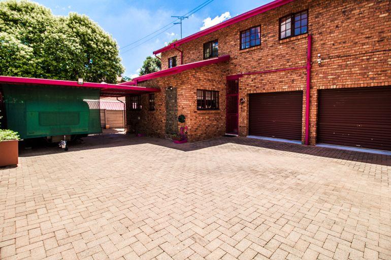 3 Bedroom Property for Sale in Moreleta Park Gauteng