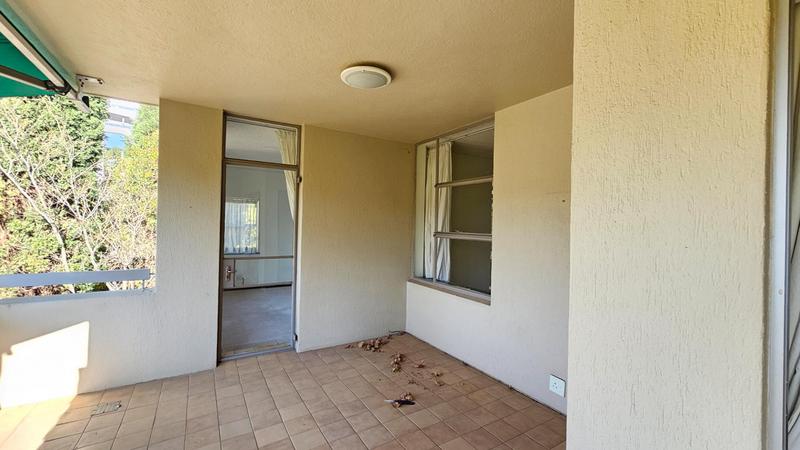 2 Bedroom Property for Sale in Sandhurst Gauteng