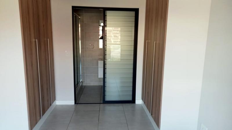 To Let 1 Bedroom Property for Rent in Silver Lakes Gauteng