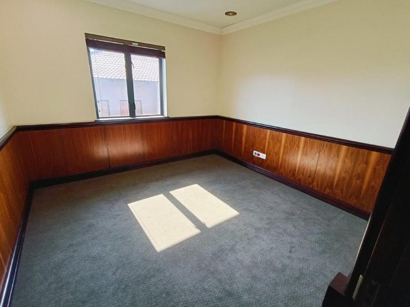 To Let commercial Property for Rent in Ruimsig Gauteng