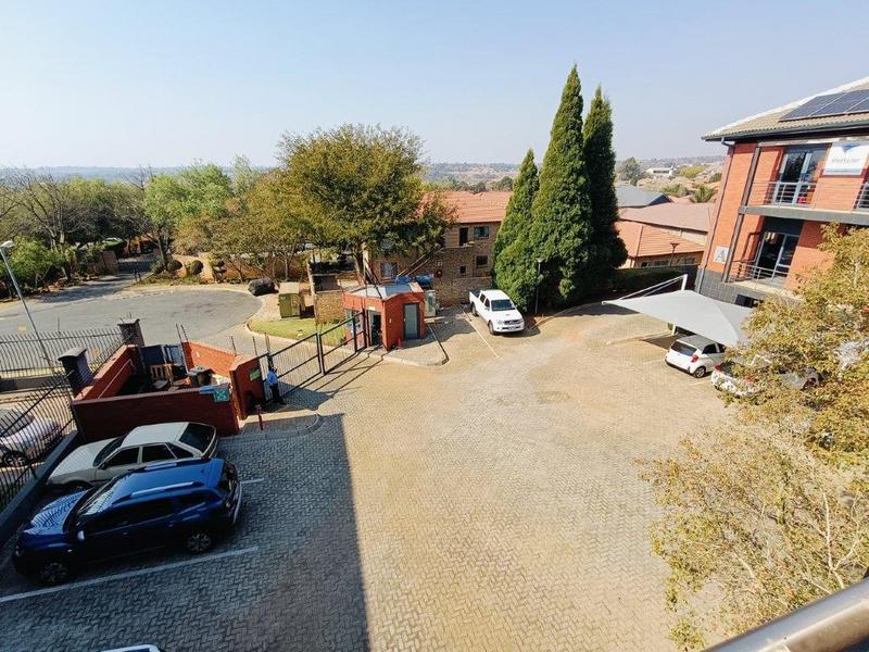 To Let commercial Property for Rent in Ruimsig Gauteng