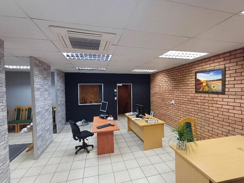 To Let commercial Property for Rent in Hennops Park Industrial Gauteng