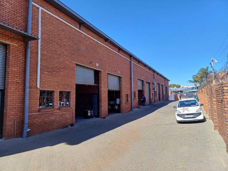 To Let commercial Property for Rent in Hennops Park Industrial Gauteng