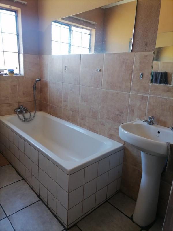 To Let 3 Bedroom Property for Rent in Cresslawn Gauteng