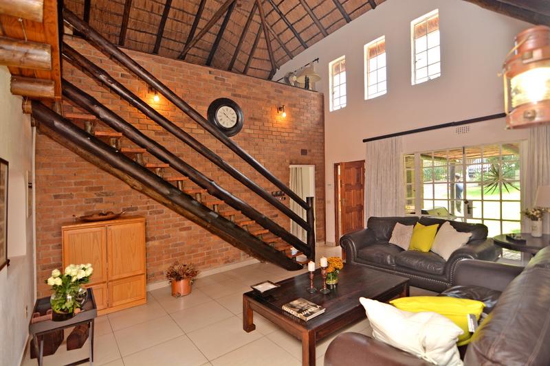 4 Bedroom Property for Sale in Sunninghill Gauteng