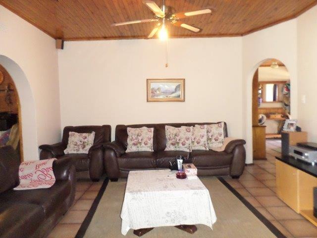 4 Bedroom Property for Sale in Brackenhurst Gauteng