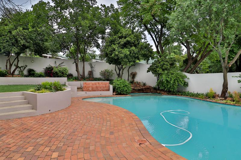 2 Bedroom Property for Sale in Sandown Gauteng