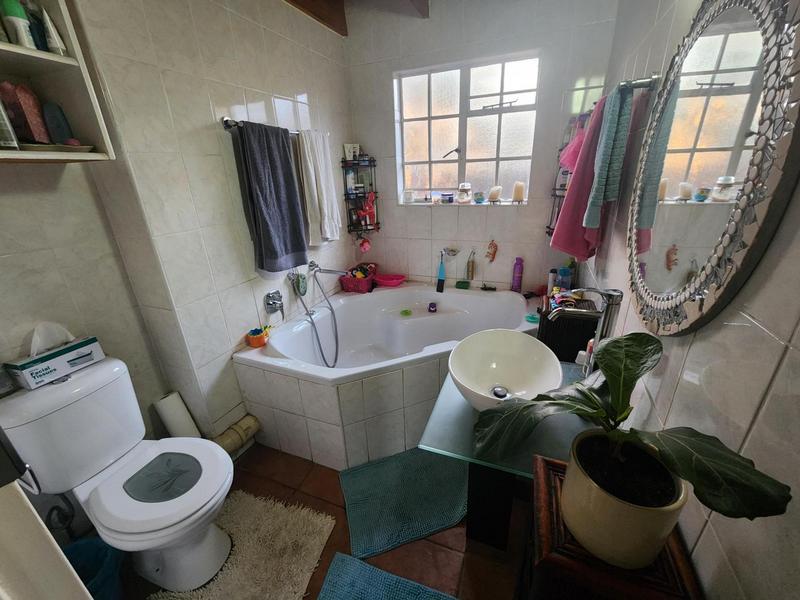 3 Bedroom Property for Sale in Clubview Gauteng