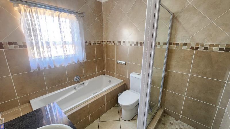 3 Bedroom Property for Sale in New Market Gauteng