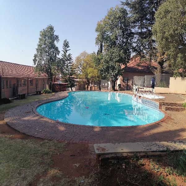 To Let 1 Bedroom Property for Rent in Albertville Gauteng