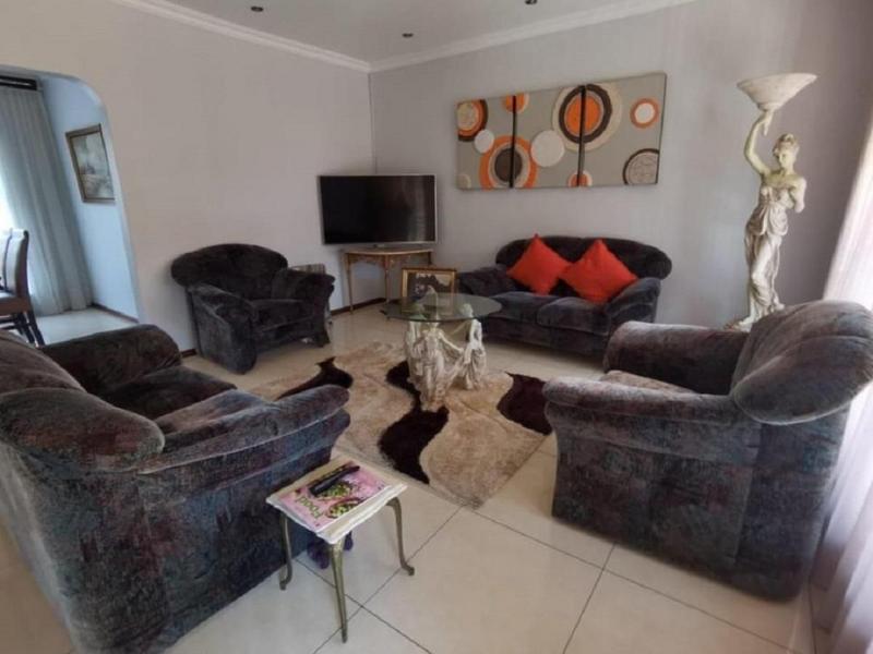 4 Bedroom Property for Sale in Golf Park Gauteng