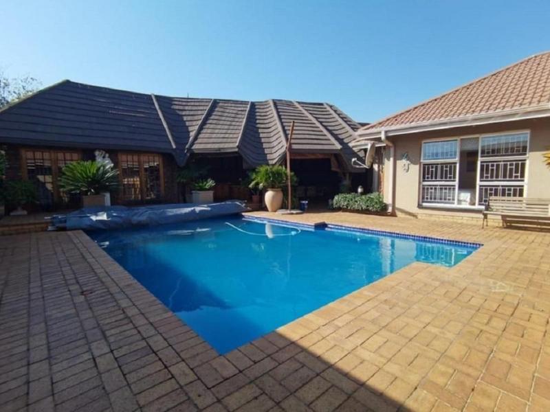 4 Bedroom Property for Sale in Golf Park Gauteng