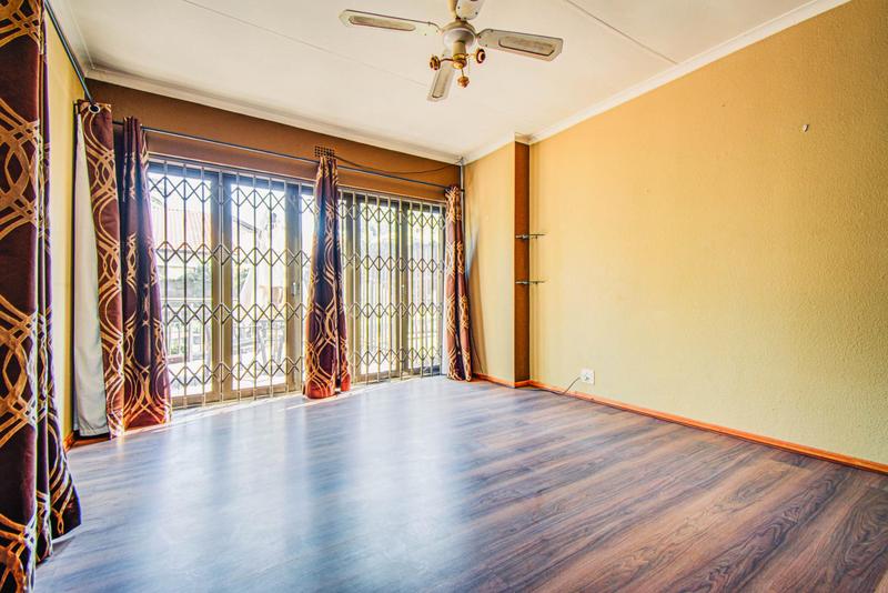 3 Bedroom Property for Sale in Croydon Gauteng