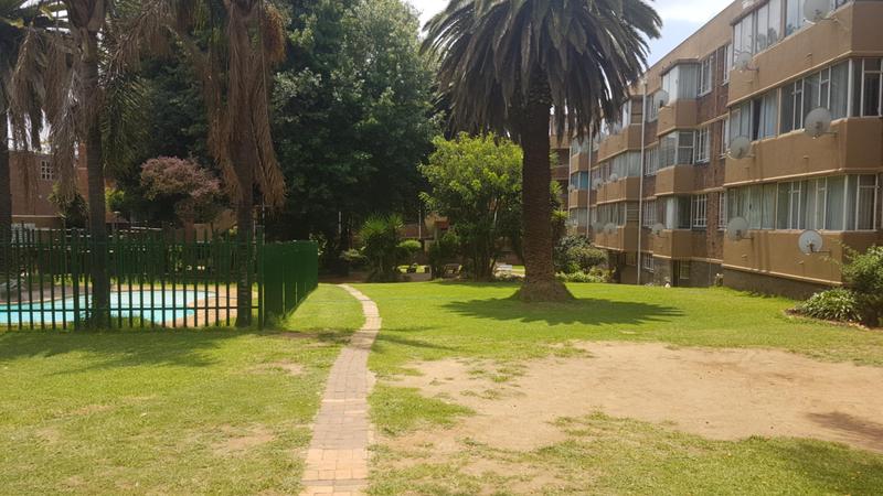 1 Bedroom Property for Sale in Booysens Gauteng