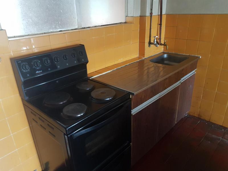 1 Bedroom Property for Sale in Yeoville Gauteng