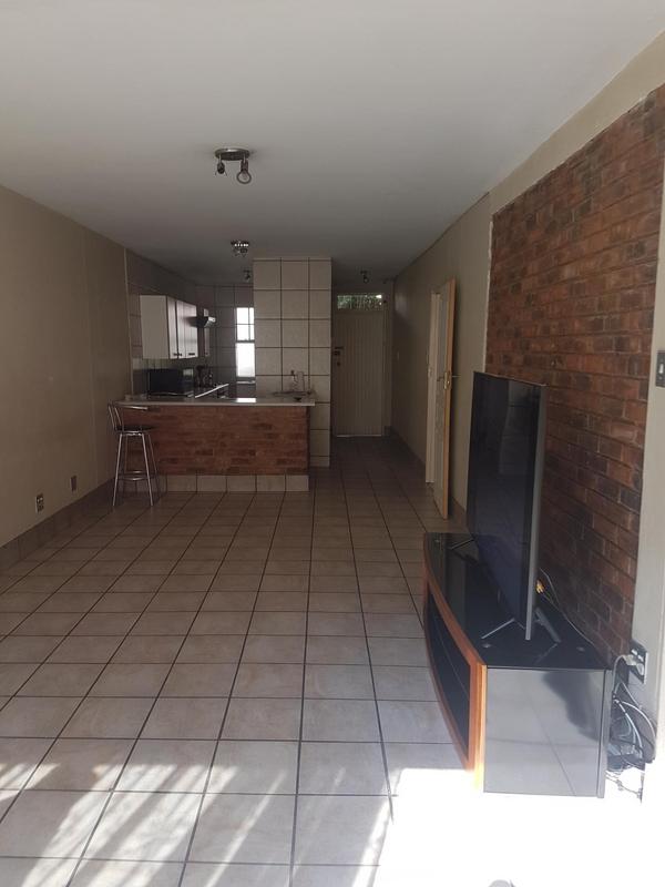 To Let 2 Bedroom Property for Rent in Malvern East Gauteng