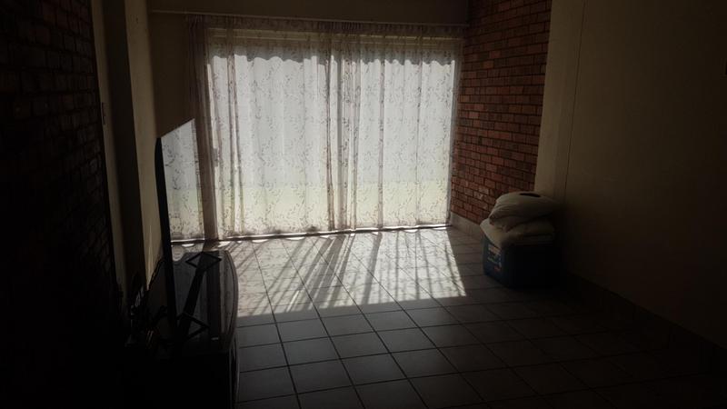 To Let 2 Bedroom Property for Rent in Malvern East Gauteng