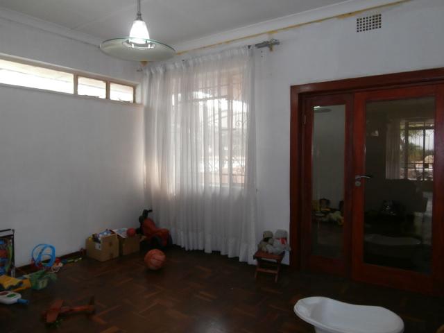 3 Bedroom Property for Sale in Linmeyer Gauteng