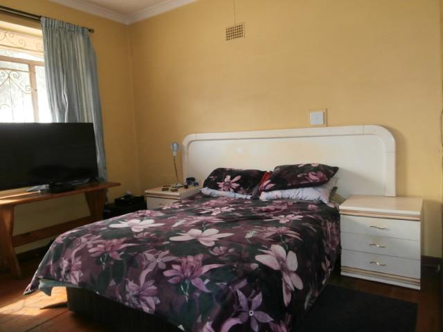 3 Bedroom Property for Sale in Linmeyer Gauteng