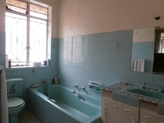 3 Bedroom Property for Sale in Linmeyer Gauteng