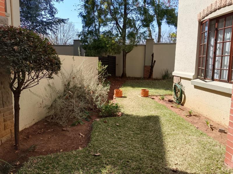 2 Bedroom Property for Sale in Paulshof Gauteng