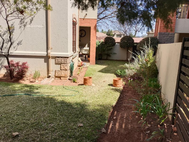 2 Bedroom Property for Sale in Paulshof Gauteng