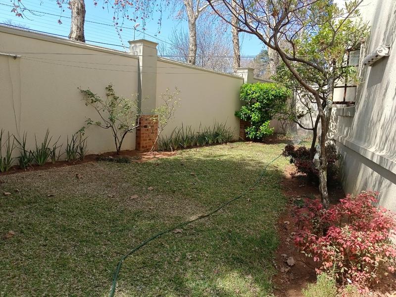 2 Bedroom Property for Sale in Paulshof Gauteng