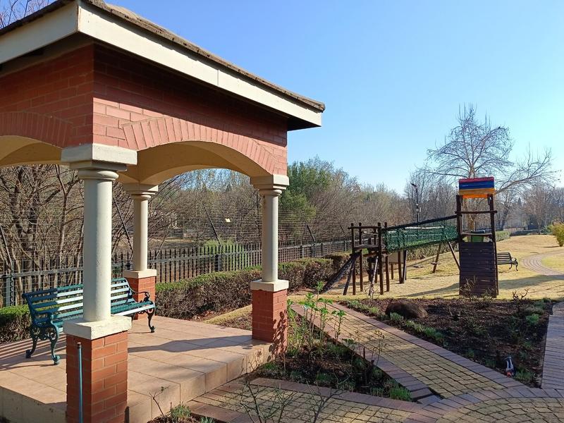 2 Bedroom Property for Sale in Paulshof Gauteng