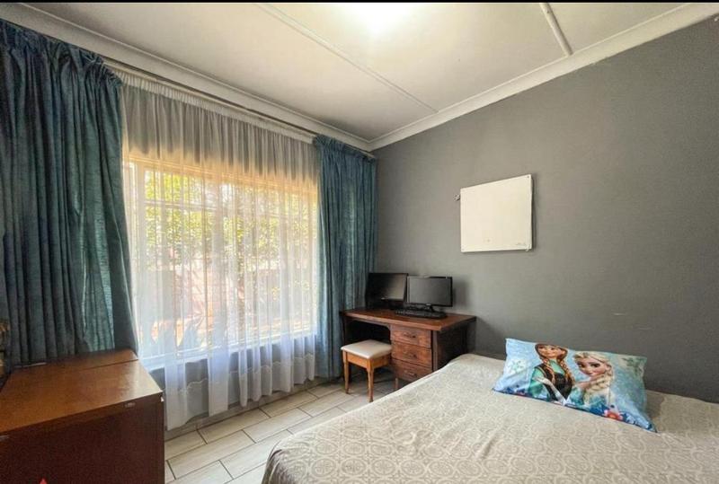 4 Bedroom Property for Sale in Elspark Gauteng