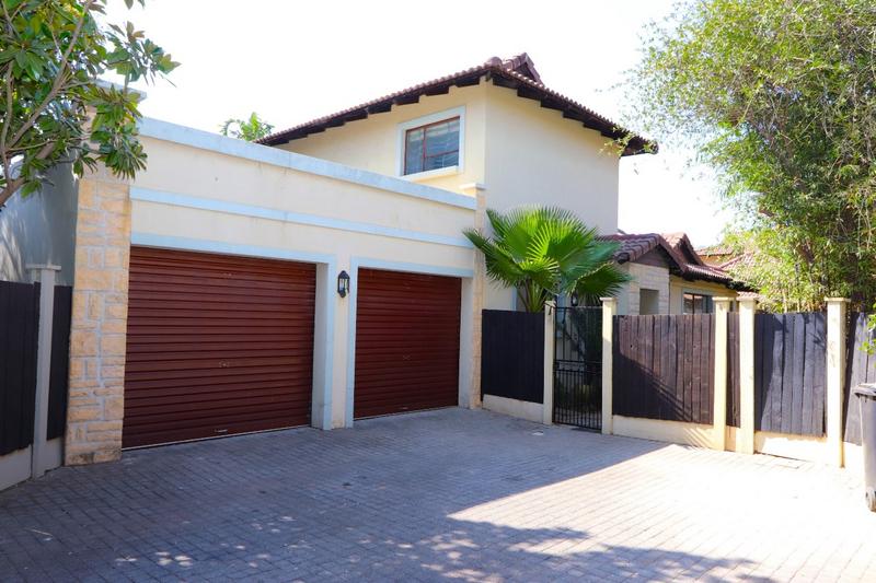 To Let 3 Bedroom Property for Rent in Broadacres Gauteng