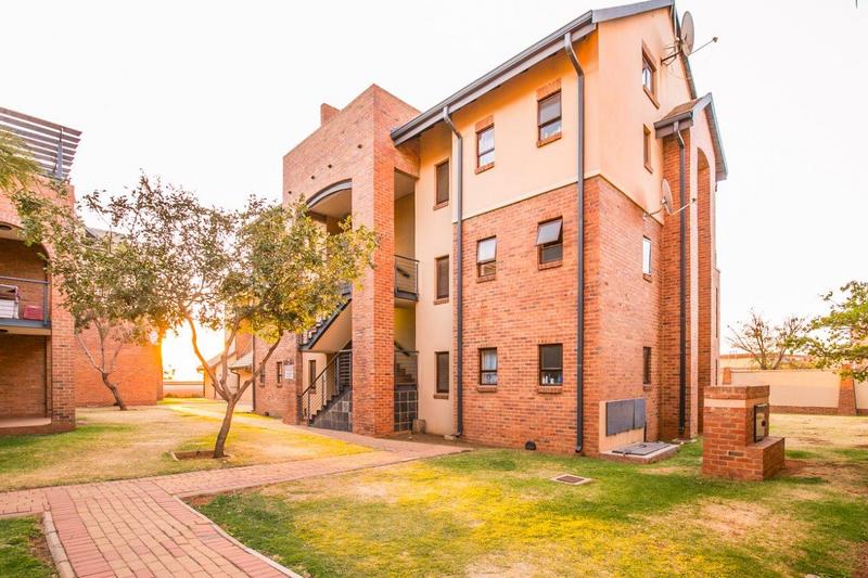 To Let 0 Bedroom Property for Rent in Halfway Gardens Gauteng