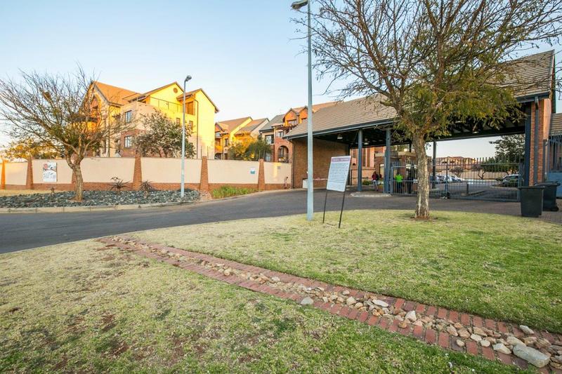 To Let 0 Bedroom Property for Rent in Halfway Gardens Gauteng