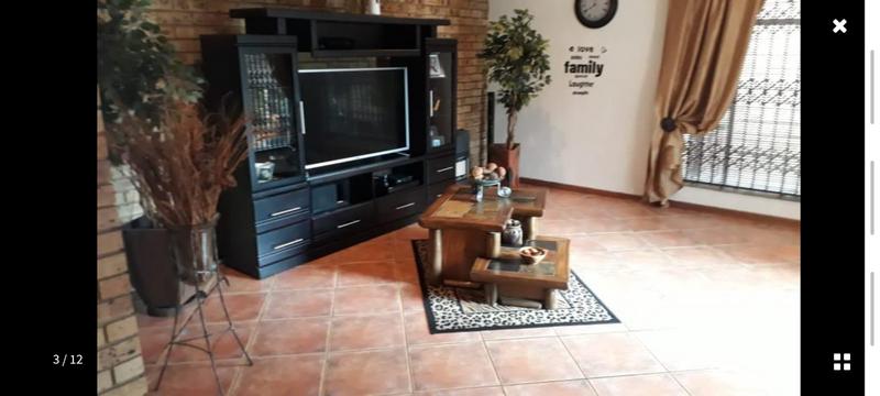 To Let 3 Bedroom Property for Rent in Vanderbijlpark SW 5 Gauteng