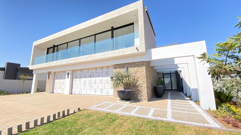 5 Bedroom Property for Sale in Midstream Heights Gauteng