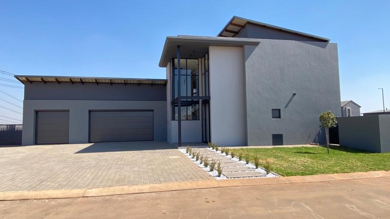 4 Bedroom Property for Sale in Midstream Heights Gauteng