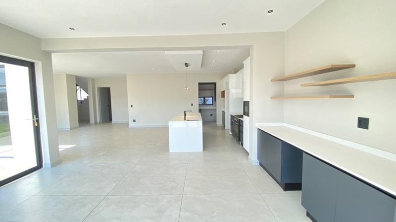 4 Bedroom Property for Sale in Midstream Heights Gauteng