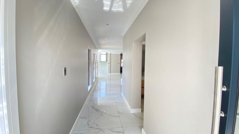 4 Bedroom Property for Sale in Midstream Heights Gauteng