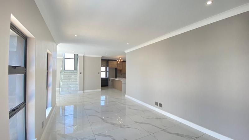 4 Bedroom Property for Sale in Midstream Heights Gauteng