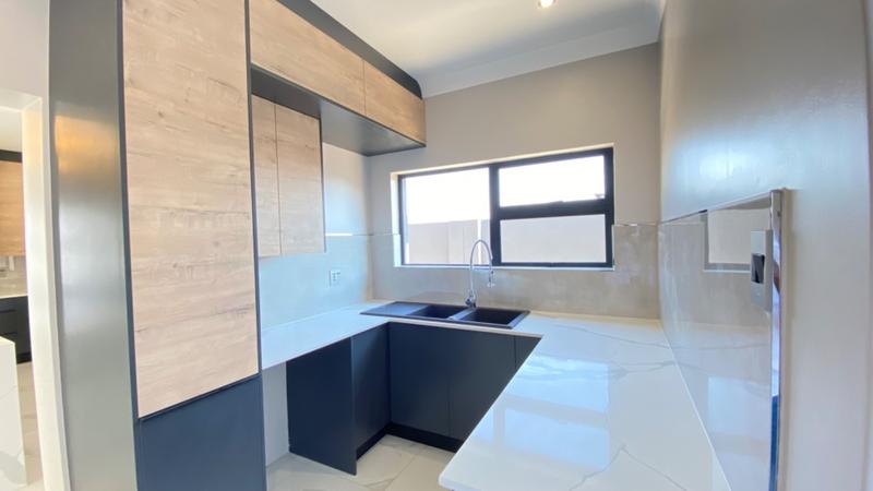 4 Bedroom Property for Sale in Midstream Heights Gauteng