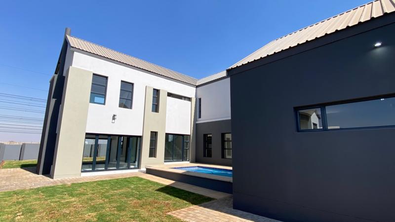 4 Bedroom Property for Sale in Midstream Heights Gauteng