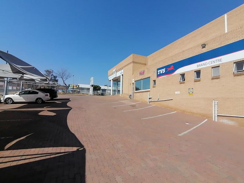 To Let commercial Property for Rent in Randjespark Gauteng