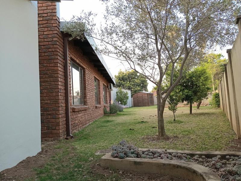 5 Bedroom Property for Sale in Rayton Gauteng