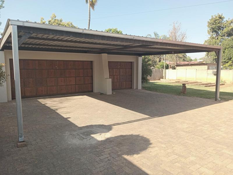 5 Bedroom Property for Sale in Rayton Gauteng