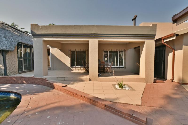 3 Bedroom Property for Sale in Bassonia Gauteng