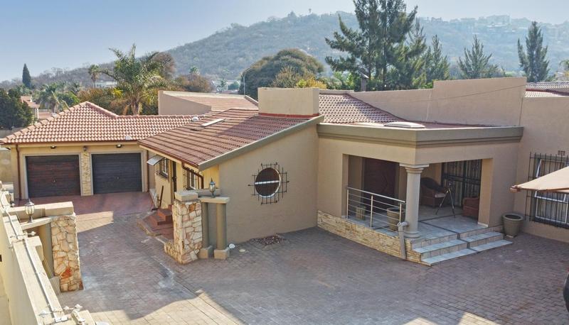 3 Bedroom Property for Sale in Bassonia Gauteng