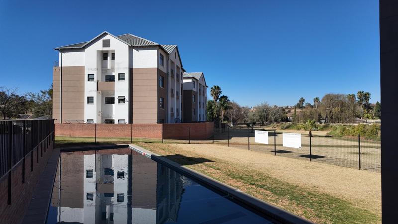 2 Bedroom Property for Sale in Wilgeheuwel Gauteng