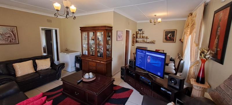 4 Bedroom Property for Sale in Elspark Gauteng