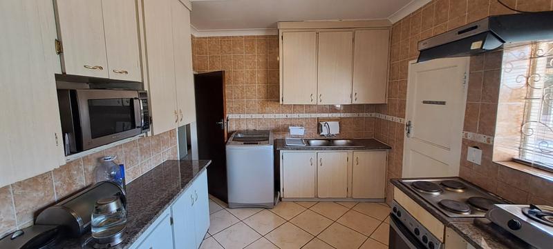 4 Bedroom Property for Sale in Elspark Gauteng